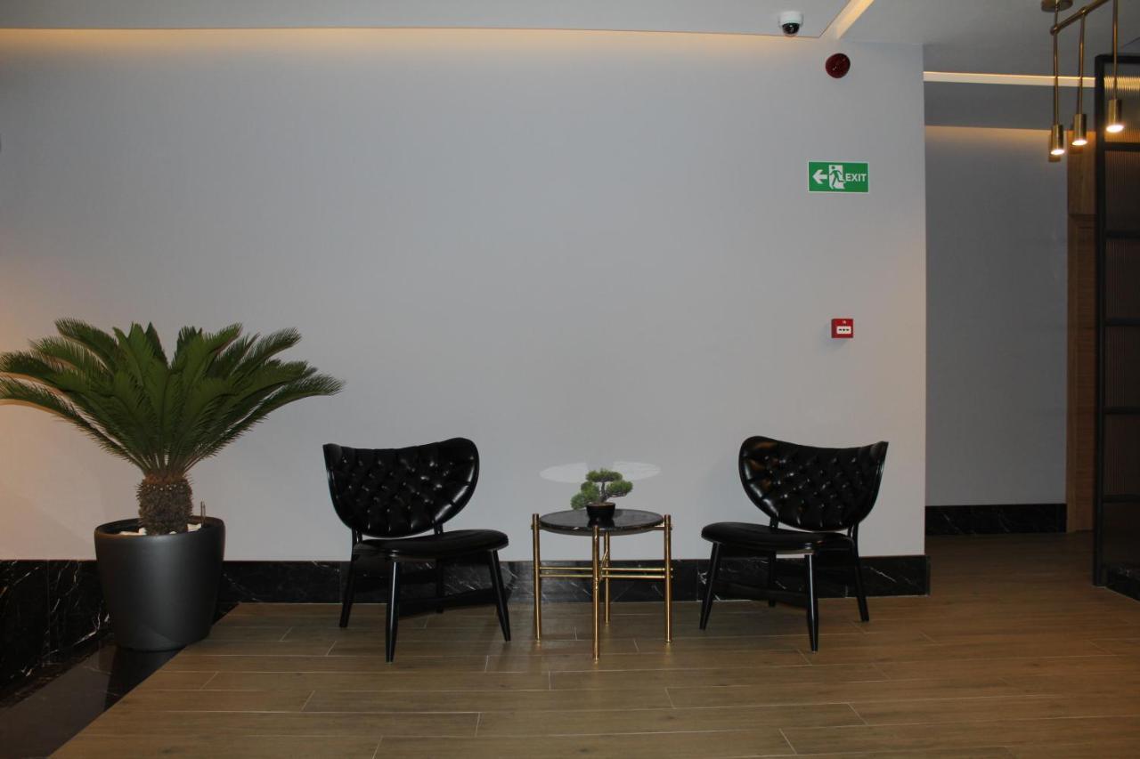 Hotel Tuta Tbiliszi Kültér fotó
